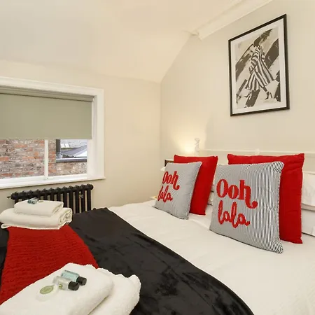 Dom wakacyjny 65 Monkgate Sleeps 10 With Parking *